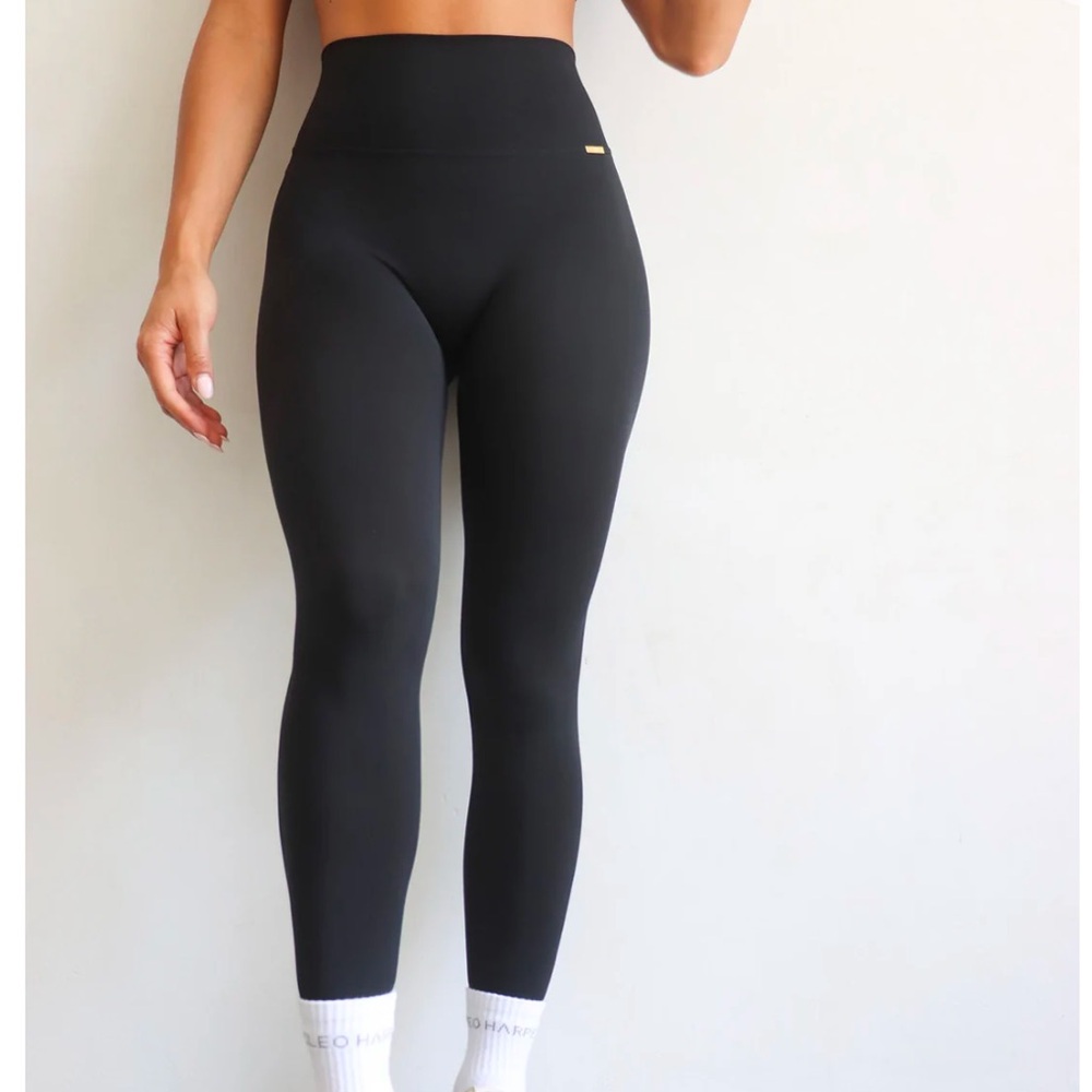 Cleo Harper Form Black Active Leggings